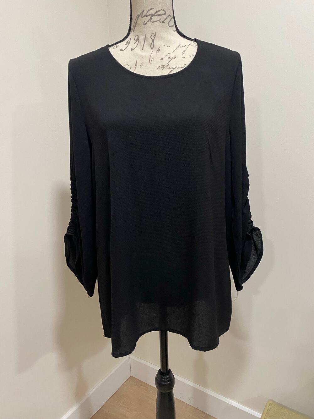 Umgee Black 3/4 Sleeve Blouse Oversized Small